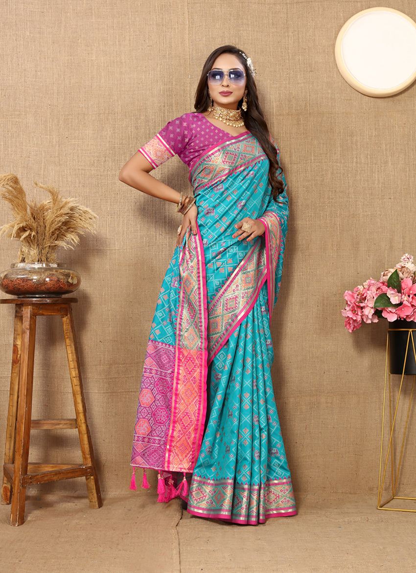 Lorenvalley Fashion Firozi Patola Silk Woven Design with Zari Meenakari Weaving motifs motifs Pallu Saree