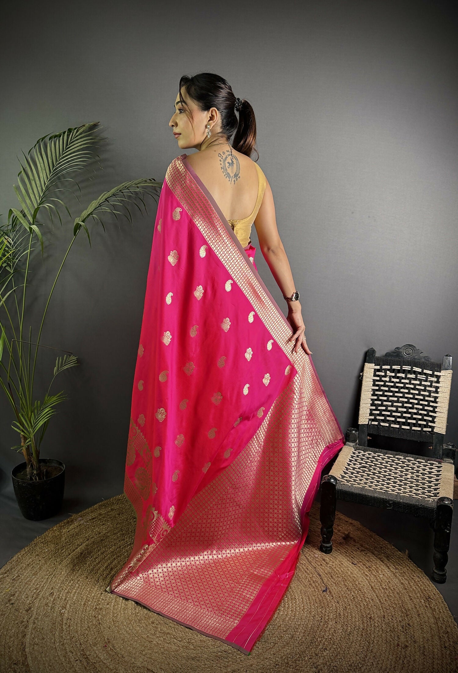 Joban Fashion Hot Pink Banarasi Soft Lichi Silk Paisley Saree - Distacart