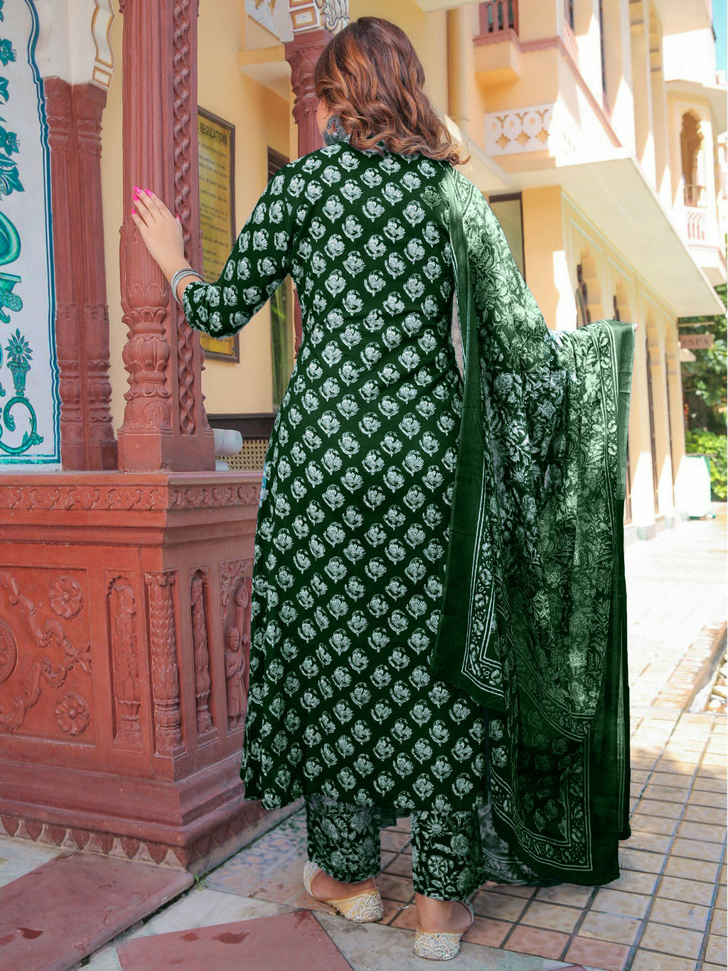 Vamika Poly Rayon Printed Bottle Green Party Wear/Casual Wear/Office Wear Kurta Set/Suit