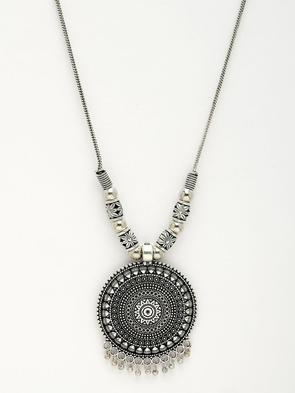 NVR Women's Silver-Toned Circular Shape Pendant with Chain