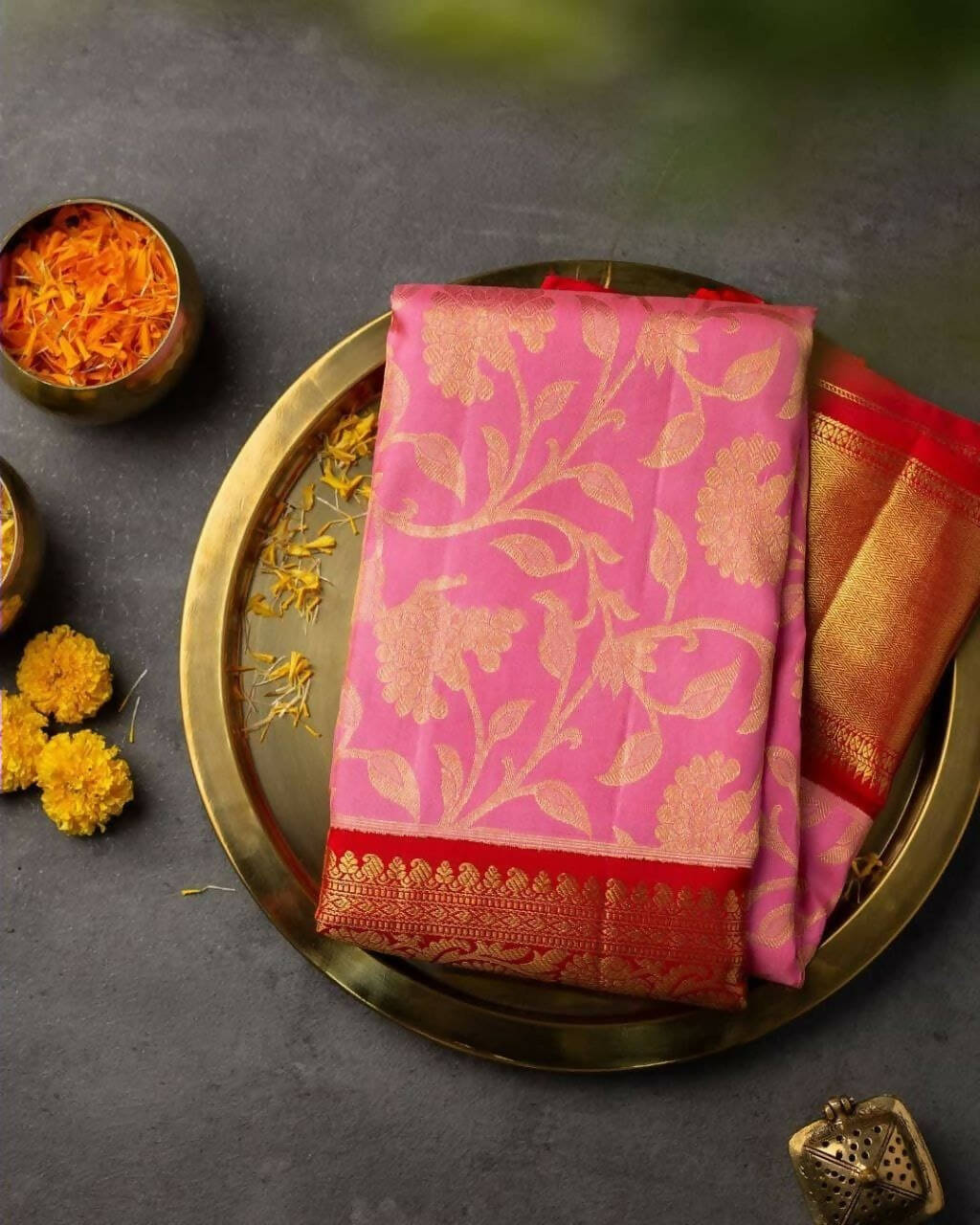 DEIANA'S Beautiful Designer Golden zari Soft Lichi Silk Saree - Pink