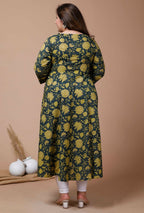Miravan Women's Plus Size Green Floral Printed Anarkali Kurta