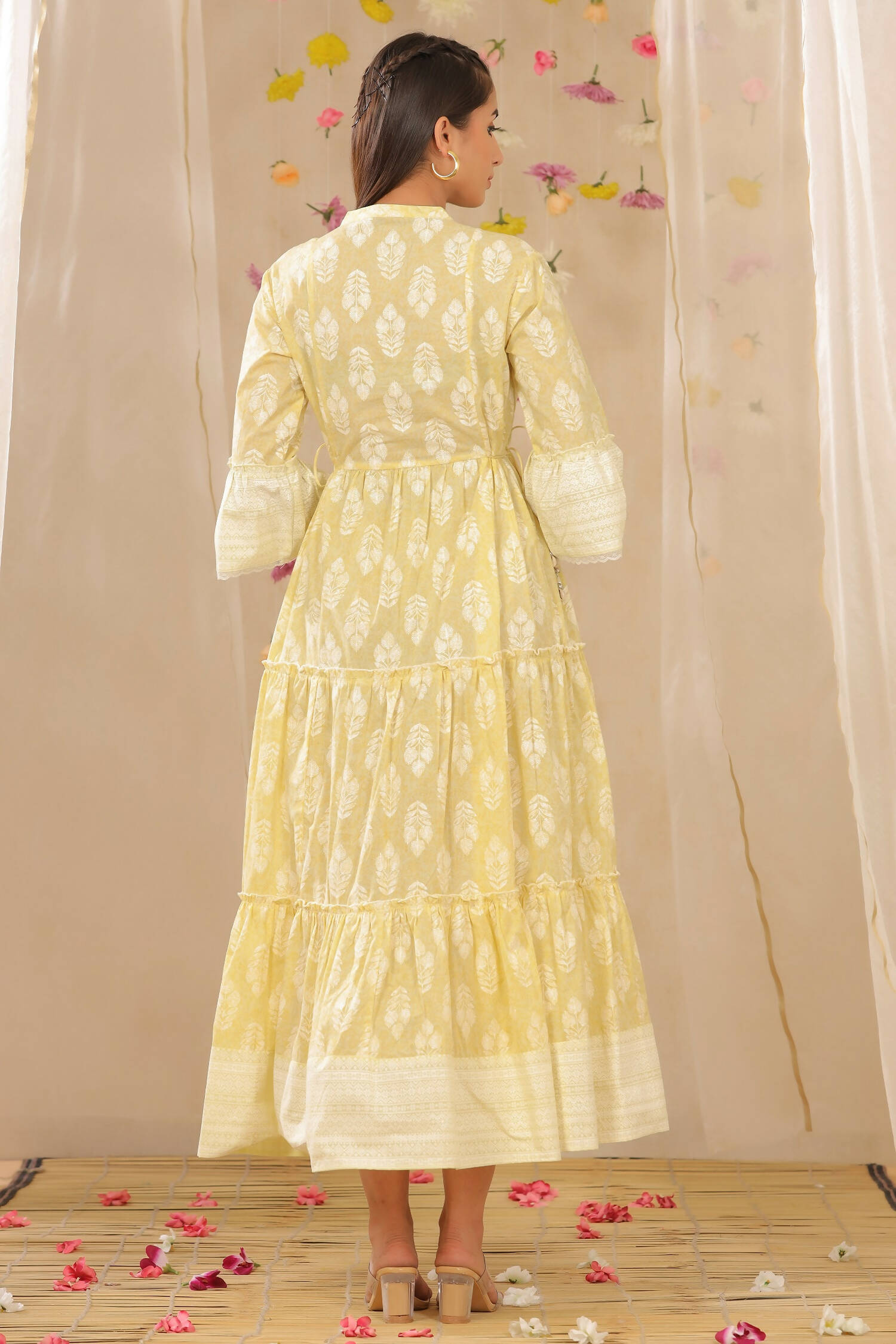 Juniper Womens Limeyellow Cambric Printed Tiered Dress With Flared Sleeve - Distacart
