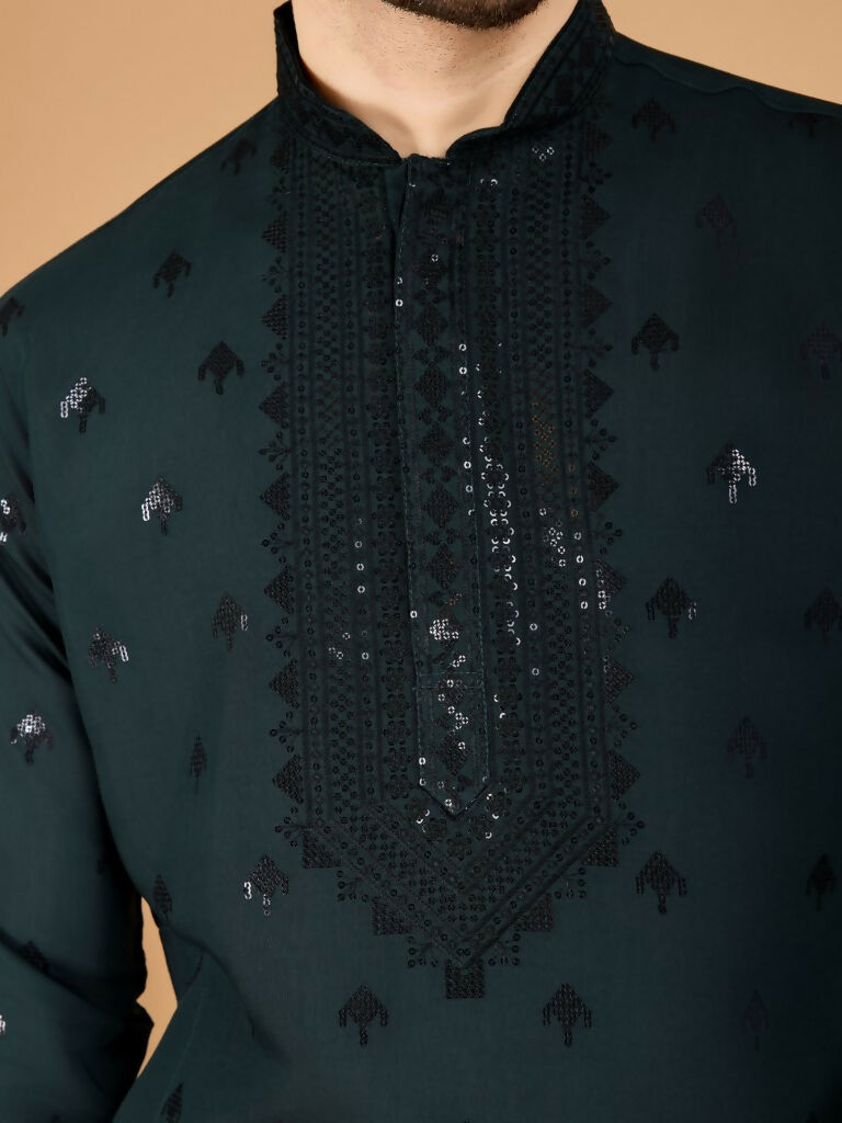 Vastranavya Green Exclusive Festival Wear Viscose Silk Thread with Sequence Embroidered Work Kurta with Dupatta