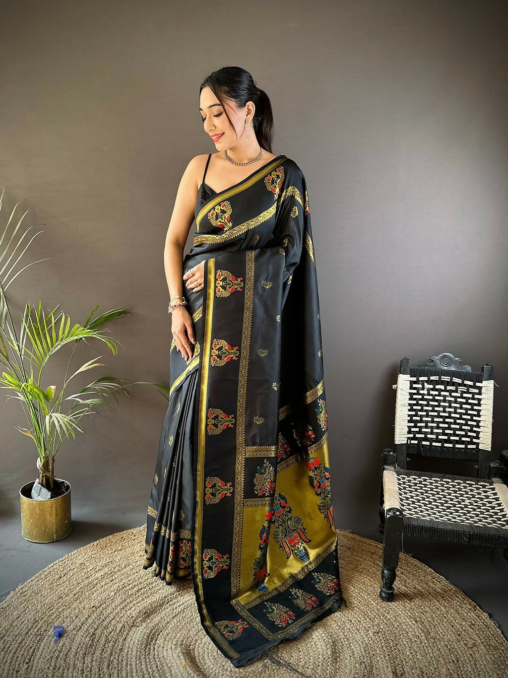 Joban Fashion Black Meenakari Weaving Paithani Sarees