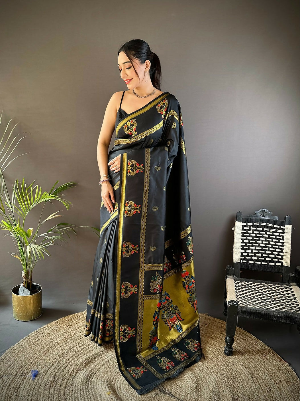 Joban Fashion Black Meenakari Weaving Paithani Sarees