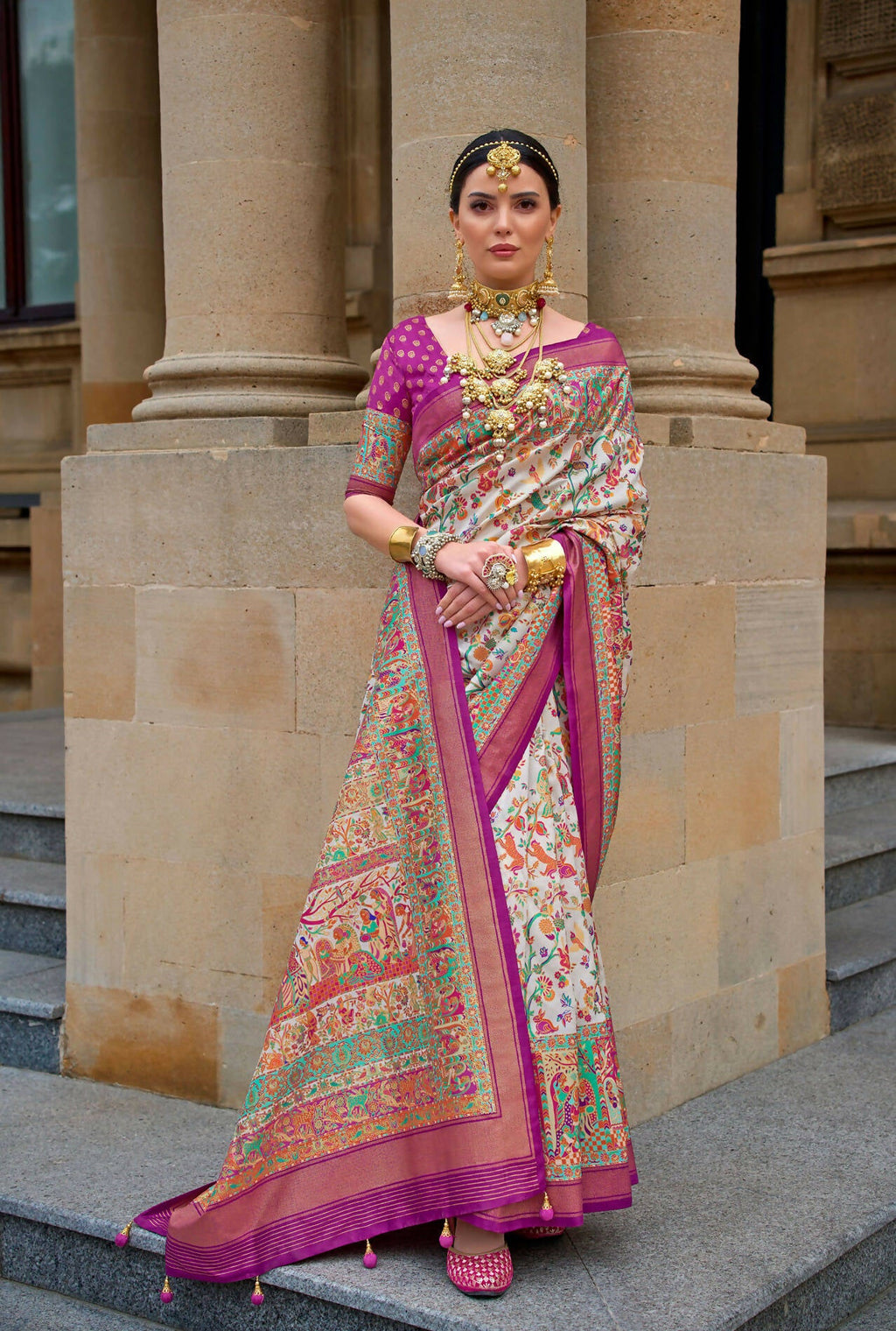 Contessa Pink& White Superior V.P.Silk Woven Printed Patola Silk Saree - Rewaa Milano