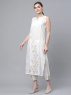 Ahalyaa Women Off White Pure Cotton Printed Kurta with Trousers - Distacart