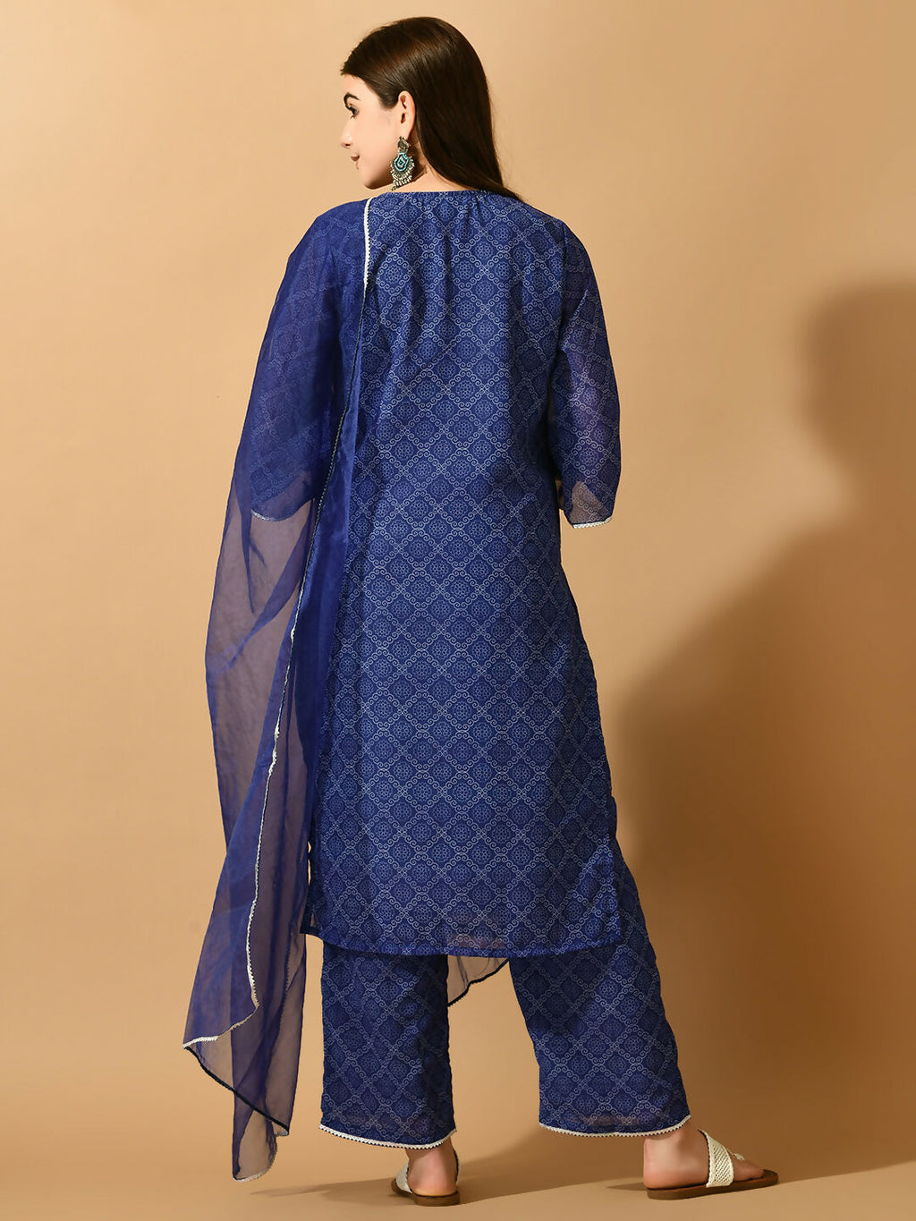 Myshka Women's Blue Embroidered Party Kurta Sets