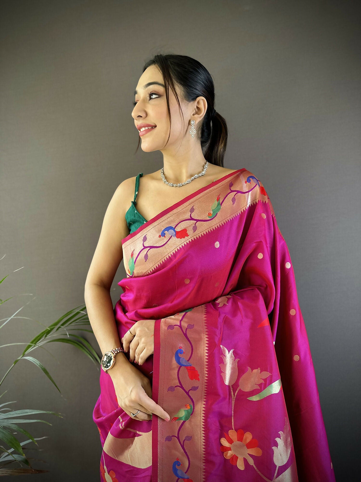 Joban Fashion Dark Pink Zari Woven Floral Motifs Soft Silk Paithani Silk Saree - Distacart