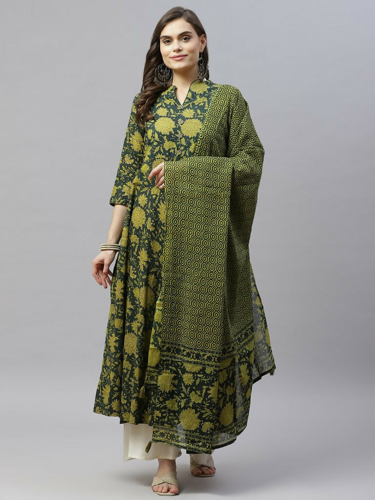 Miravan Women's Pure Cotton Printed Anarkali Kurta With Gold Print Dupattas