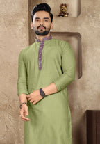 Anaita Green Linen Silk Straight Kurta