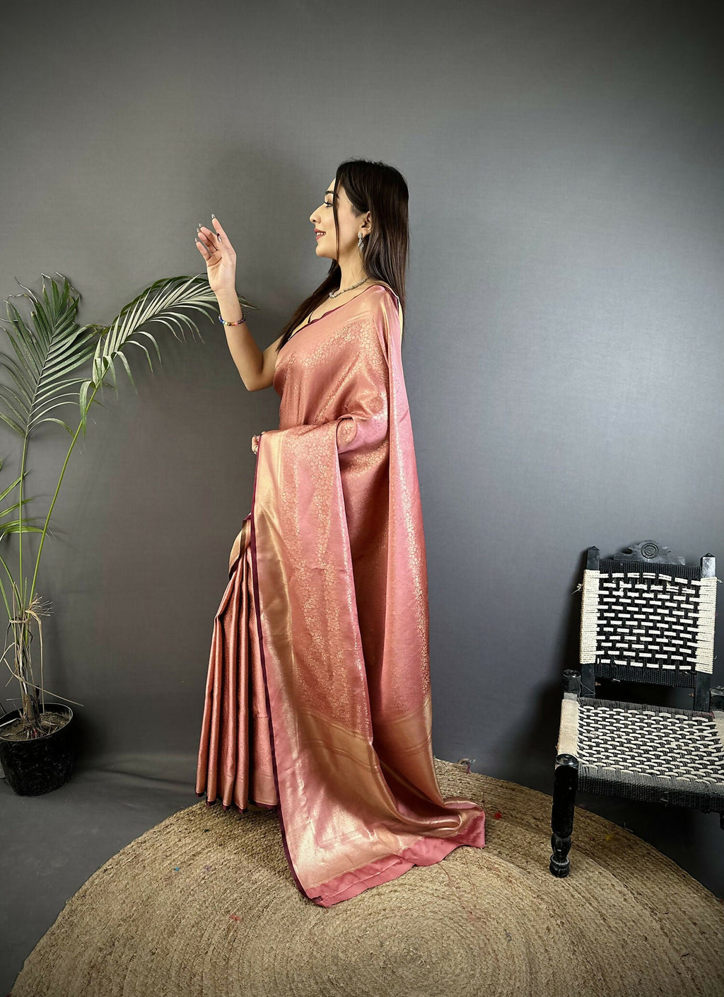 Joban Fashion Dusty Pink Floral Motifs & Ethnic Design Soft Satin Silk Kanchipuram Saree - Distacart