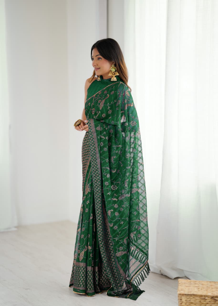 Lorenvalley Fashion Green Solo Georgette Superb Finishing Foils Print & Fancy Zalar Lace in Border Saree with Blouse - Distacart