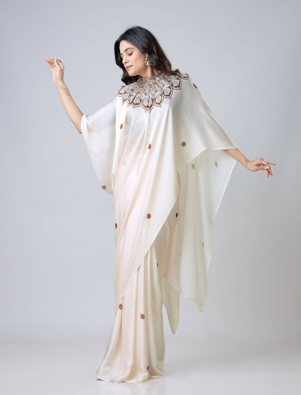 Vastranavya Ivory Mandala Print Free Hand Ready to Wear Saree