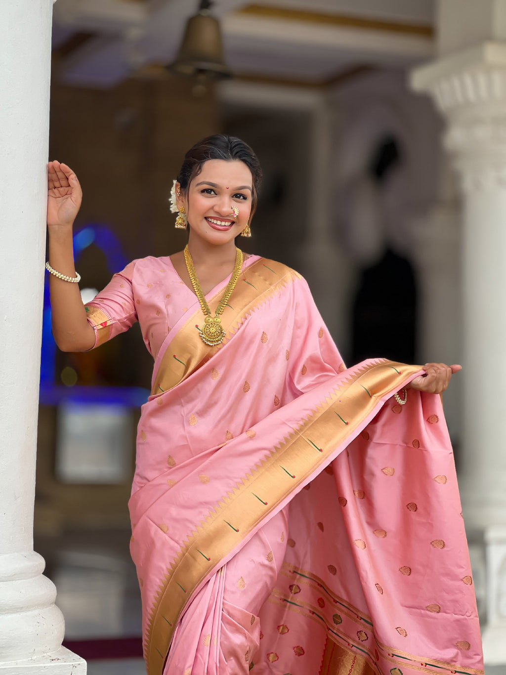 Vedant Vastram Soft Litchi Silk Paithani Jacquard Saree - Baby Pink