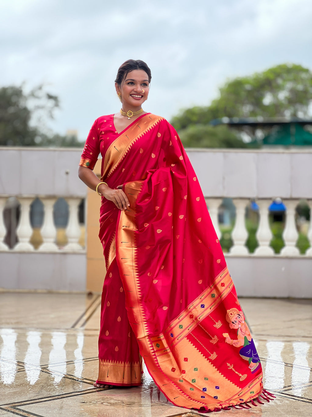 Vedant Vastram Soft Litchi Silk Paithani Jacquard Saree - Pink