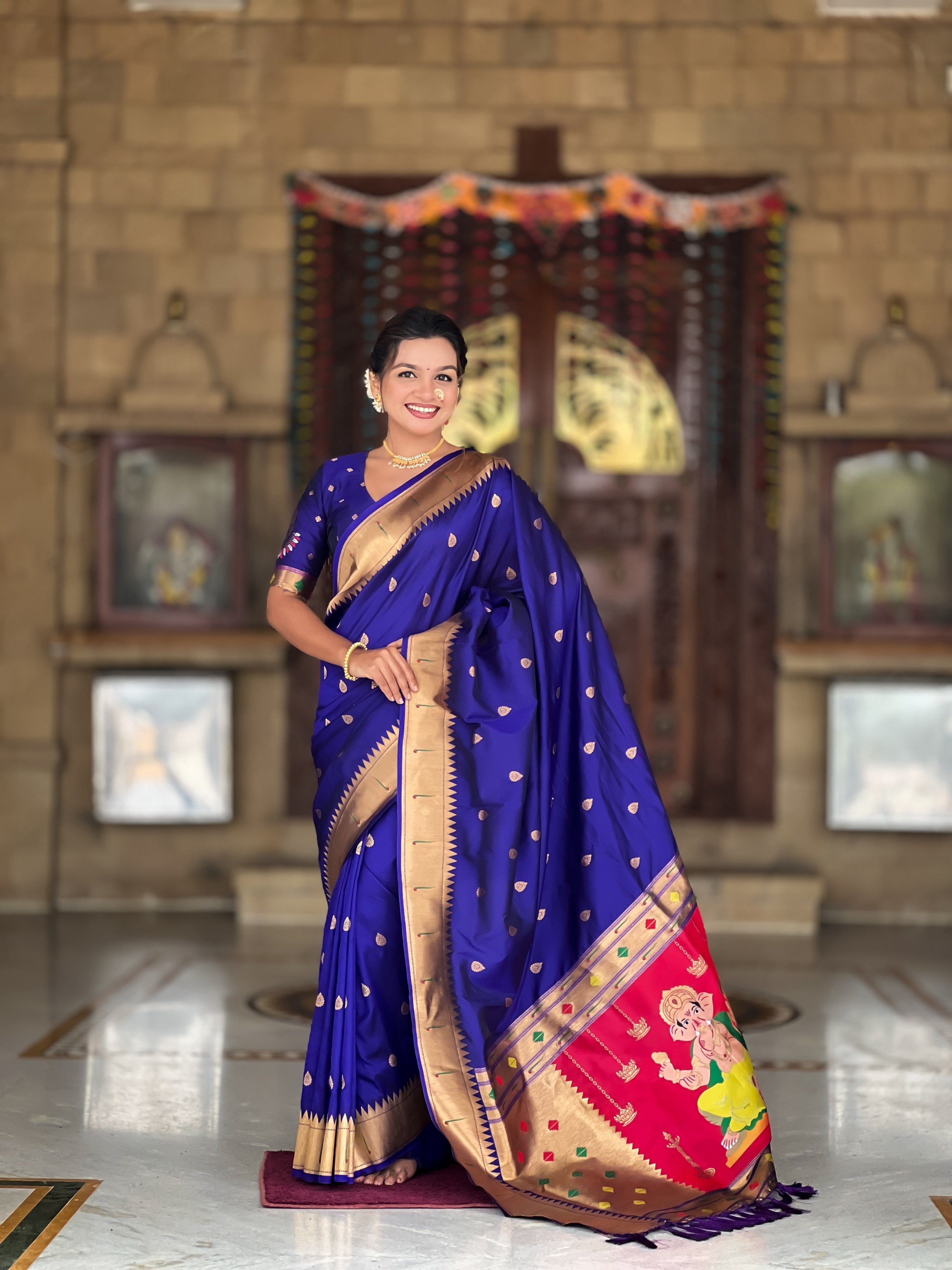 Vedant Vastram Soft Litchi Silk Paithani Jacquard Saree - Blue