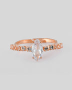 VOJ white CZ-detail Stainless Steel Cubic Zirconia Gold-Polished adjustable finger Ring