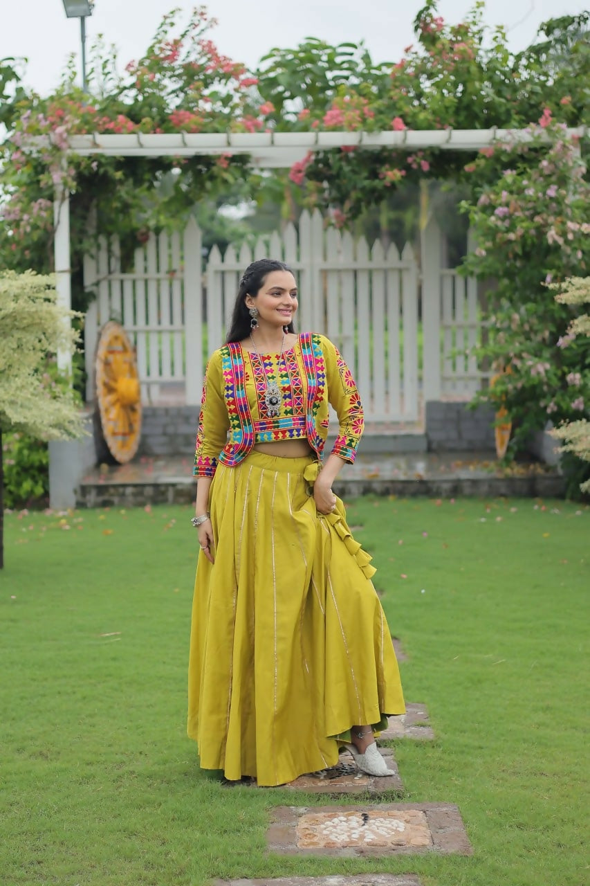 Teeya Creation Parrot Green Colour Roman Silk With Gamathi Work Navratri Lehenga Choli