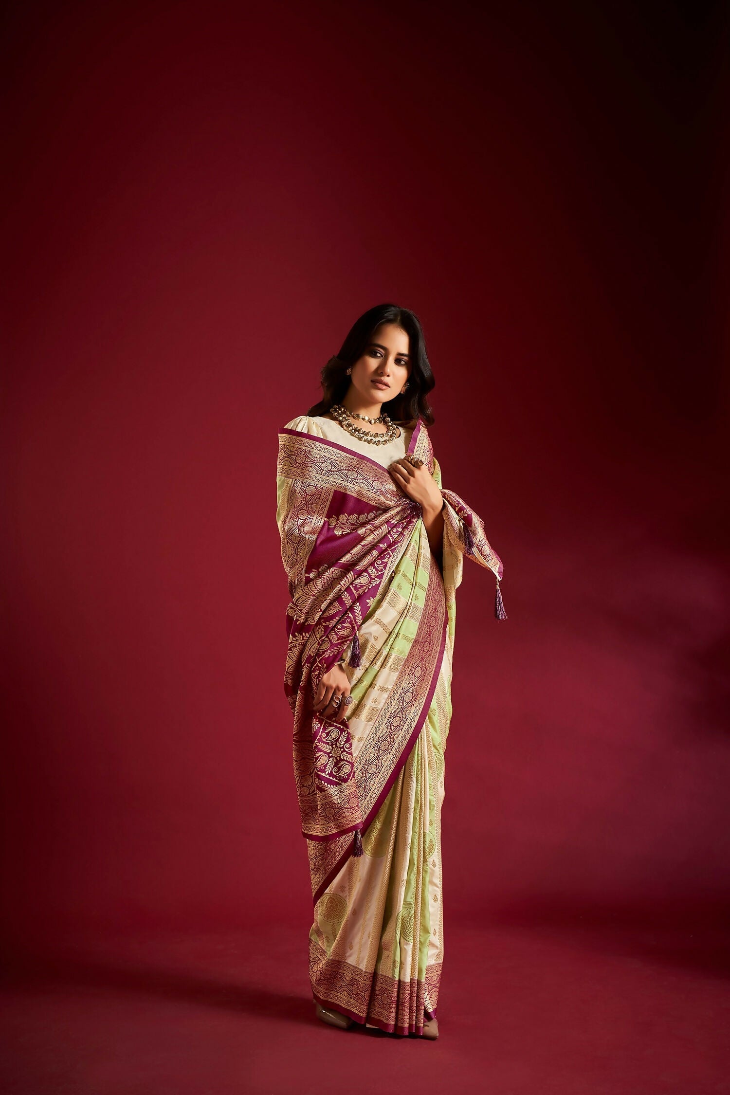 Joban Fashion Cream & Parrot Green Plain With Weaving Border Banarasi Silk Sarees