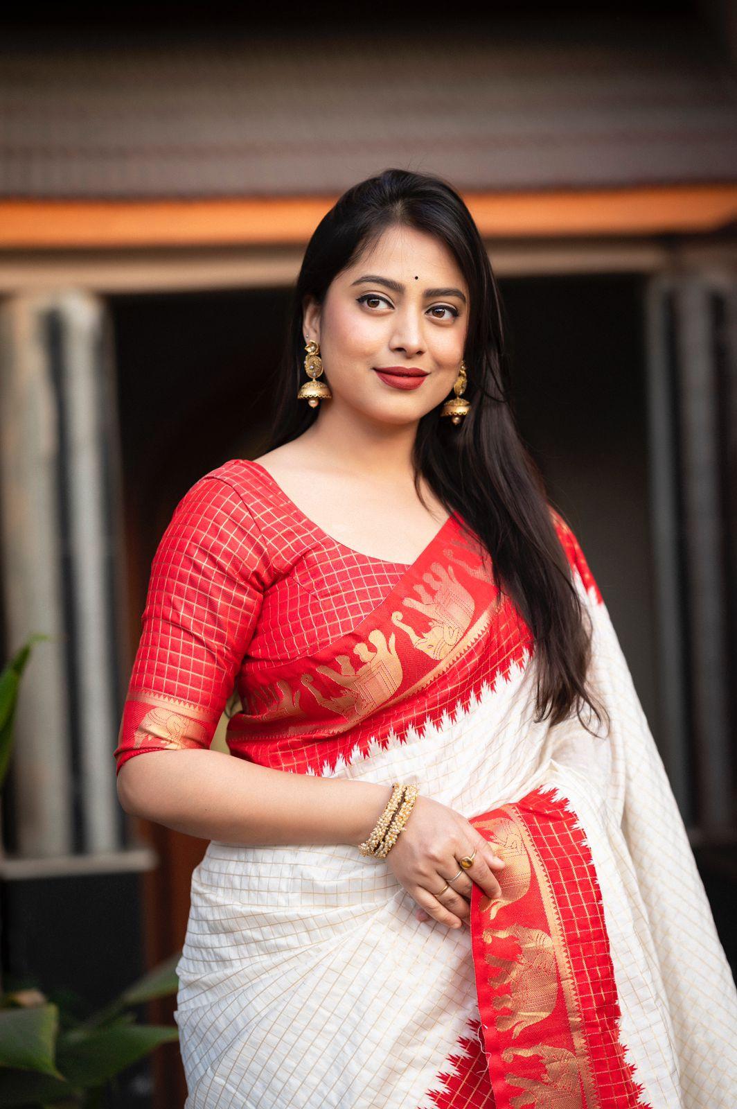 Red Silk Zari Woven Saree with Unstitched Blouse - Hiral Fashion