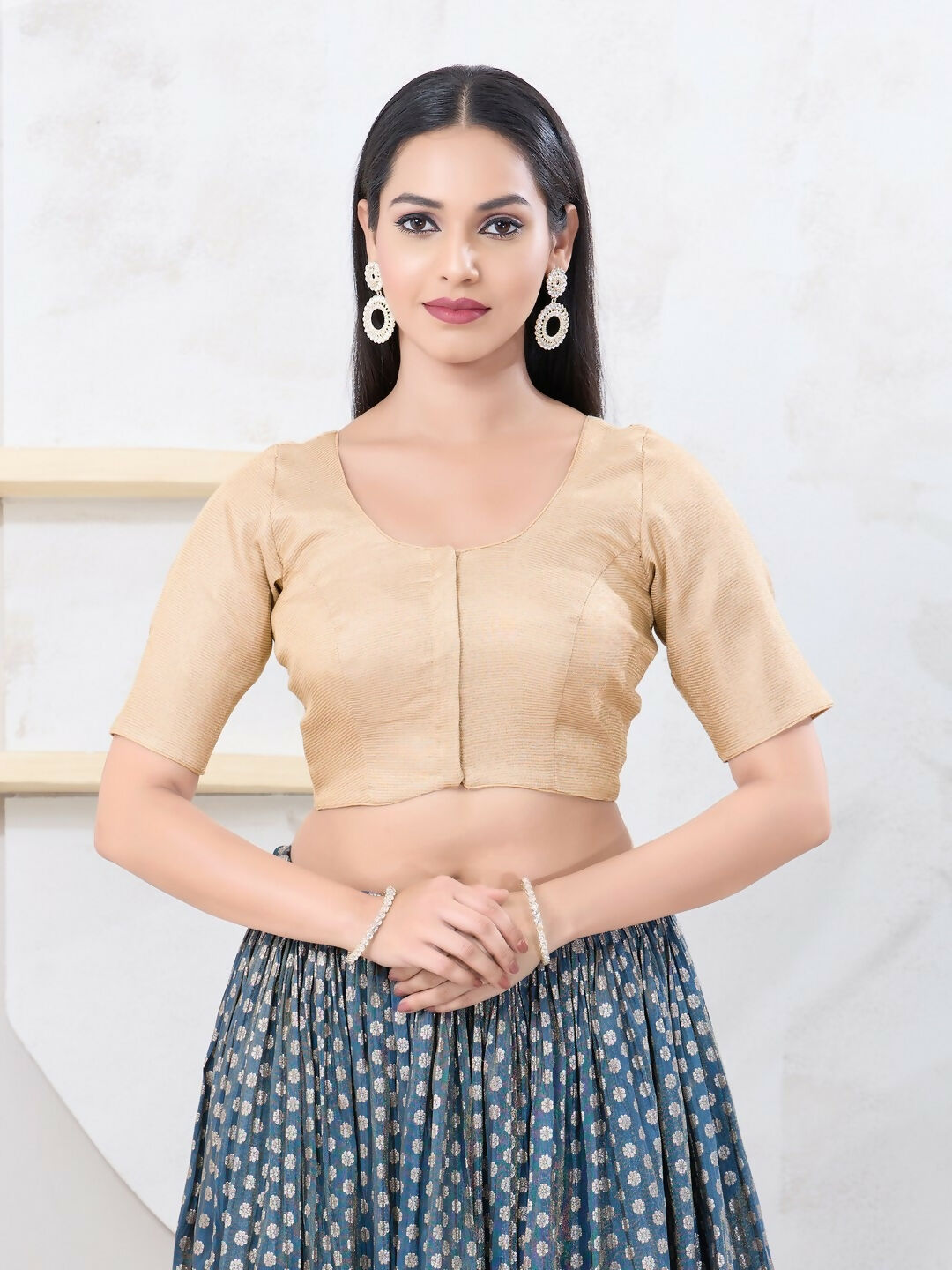 Joban Fashion Light-Gold Tissue Elbow Sleeveless Front Open Blouse