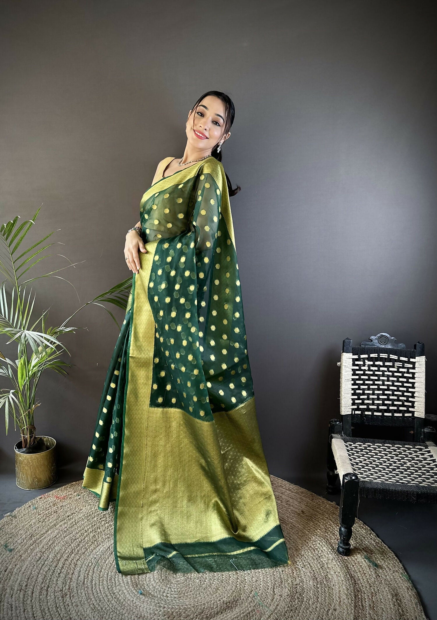 Joban Fashion Green Polka-Dot Zari Woven Organza Silk Banarasi Silk Saree - Distacart