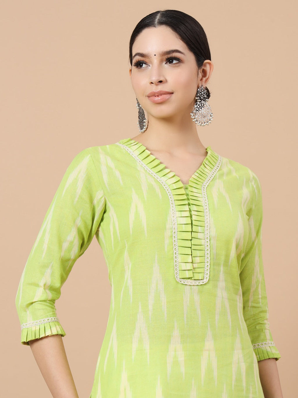 Yufta Green Cotton Ikat Kurta Dupatta Set