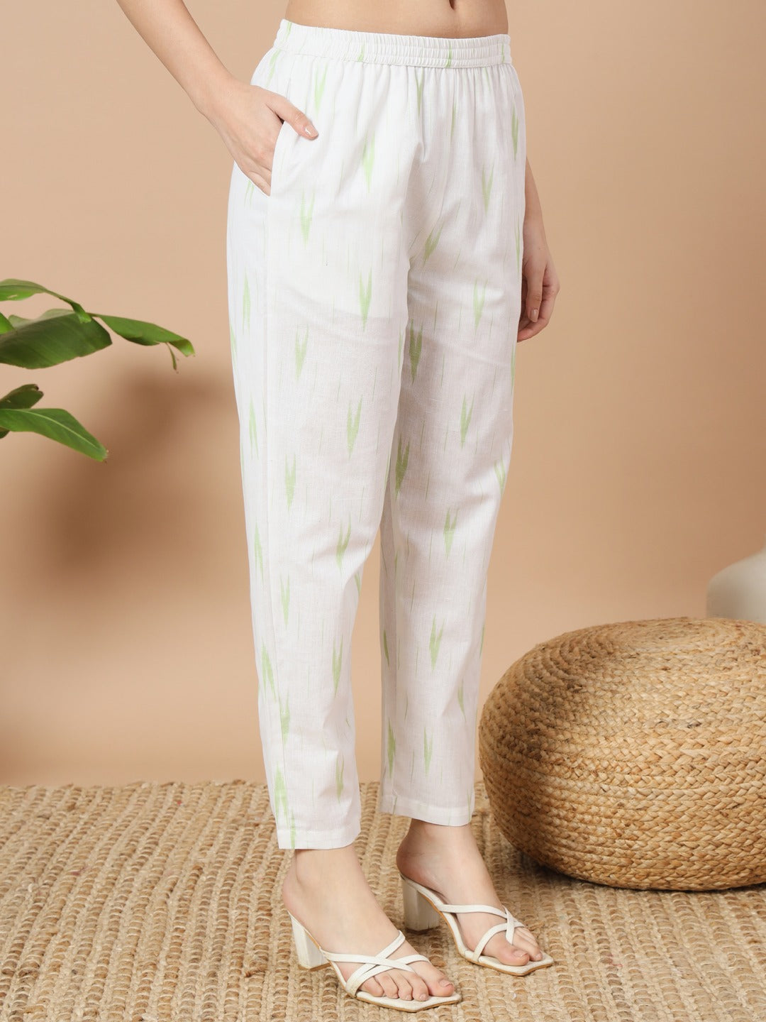 Yufta Green Cotton Ikat Kurta Dupatta Set