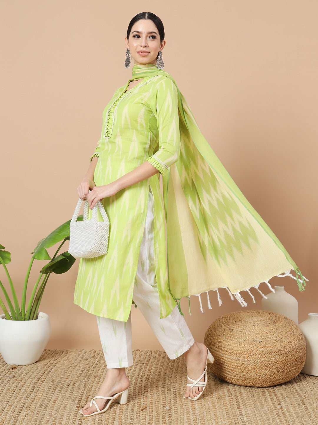 Yufta Green Cotton Ikat Kurta Dupatta Set