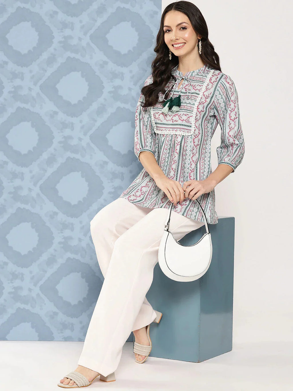 Yufta Green and pink Print Mandarin Collar Ethnic Linen Top