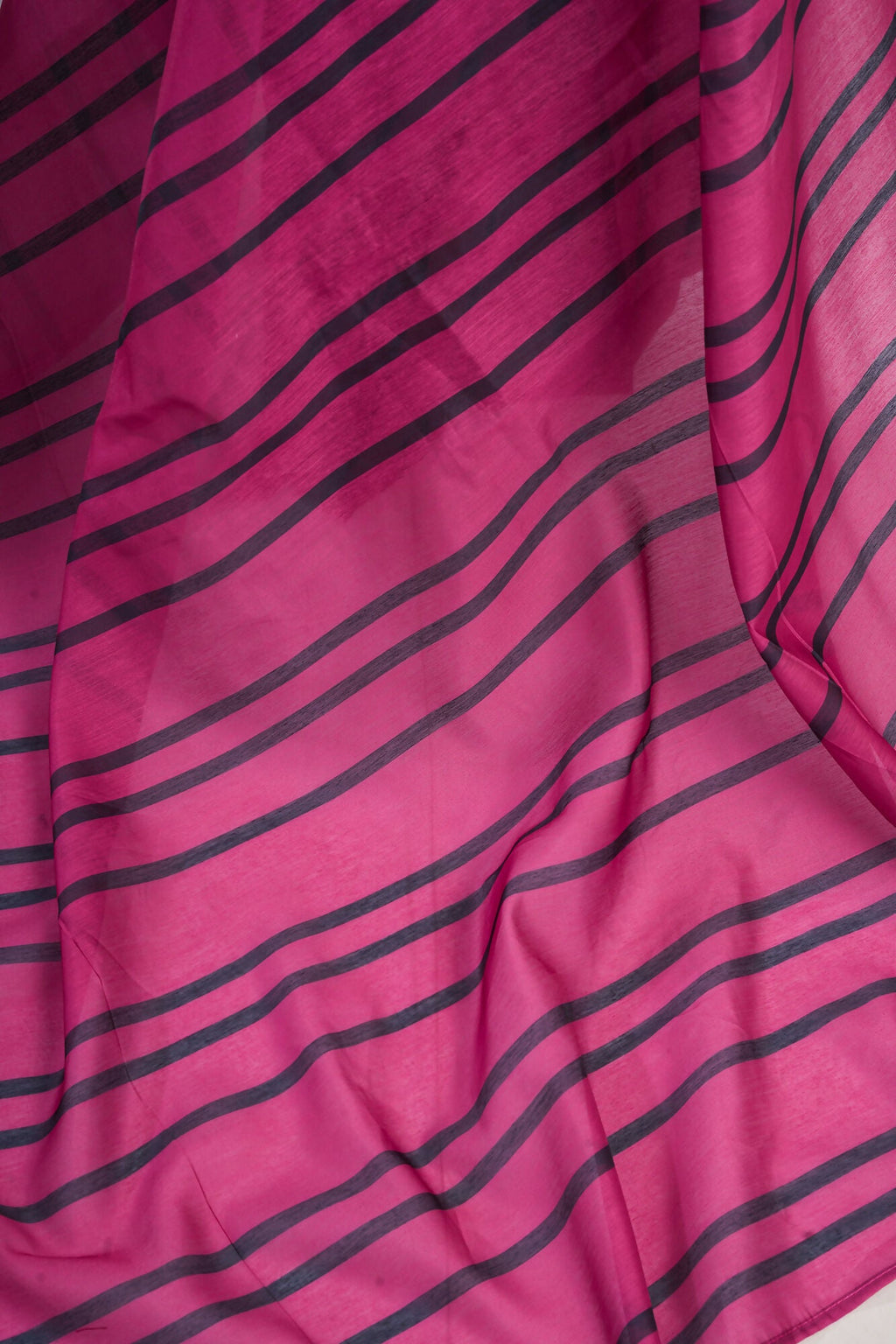 Vastranavya Magenta Digital Printed Linen Ready To Wear Designer Saree with Unstitched Blouse - Distacart