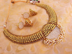 White Pearls Antique Necklace Set