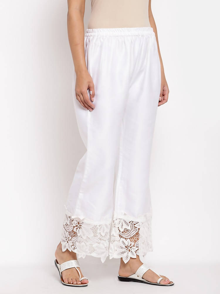 Myshka Women's White Cotton Solid Casual Trouser
