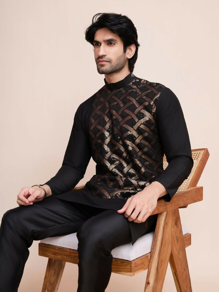 Vastranavya Traditional Festival Wear Pure Silk Thread & Sequence Embroidered Work Kurta