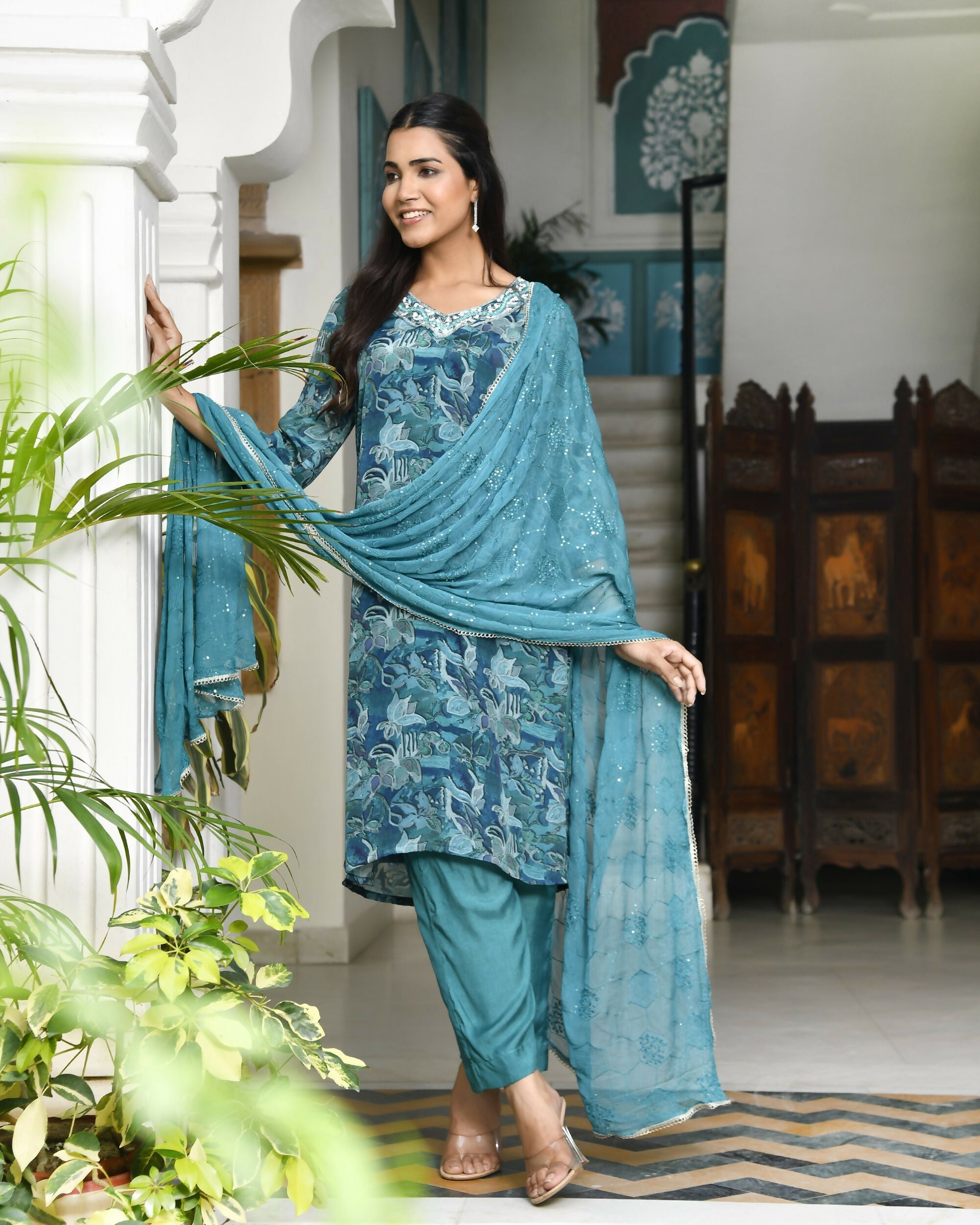 Vaasva Women's Teal Crepe Embroidered Suit Set