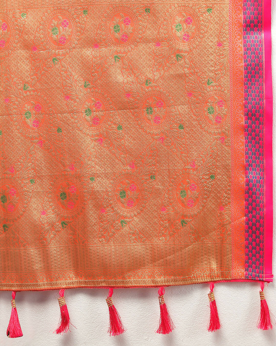 Lorenvalley Fashion Cream Kanjivaram Silk Woven Design with Zari Weaving Saree