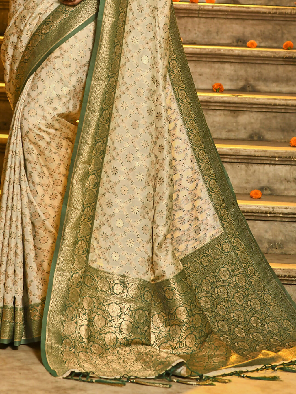 Shree Shyam Fashion Rajvastra Dark Green Banarasi Silk Saree