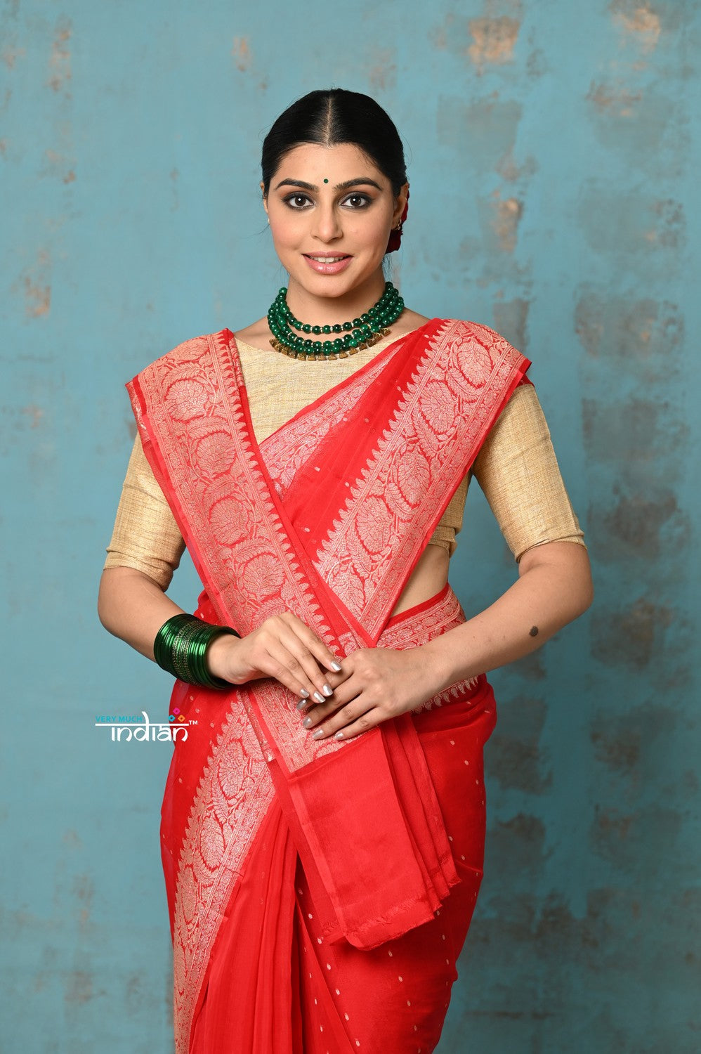 Very Much Indian Suhaani - Handloom Khaddi Georgette Saree With Sleek Border - Red (Silk Mark)