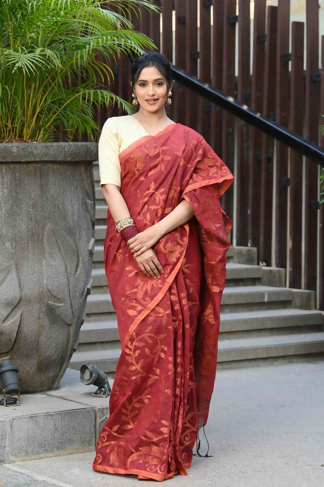 Beatitude Red Cotton Floral Jamdani Saree