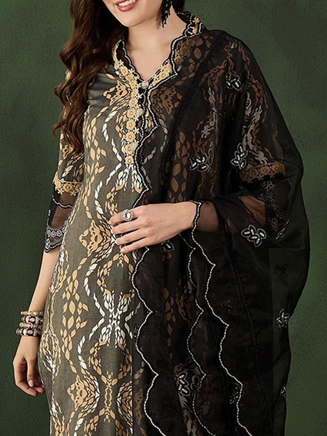 Sangria Printed Straight Kurta, Trouser & Dupatta Set