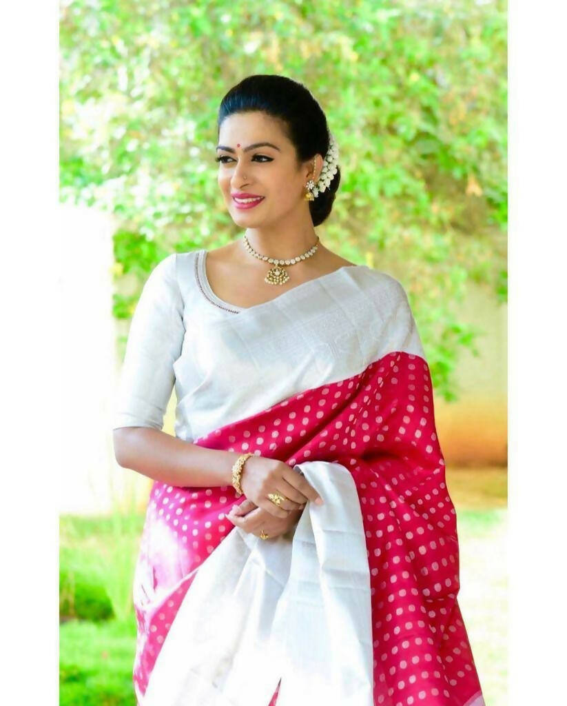 DEIANA'S Beautiful Designer Golden zari Soft Lichi Silk Saree - Red