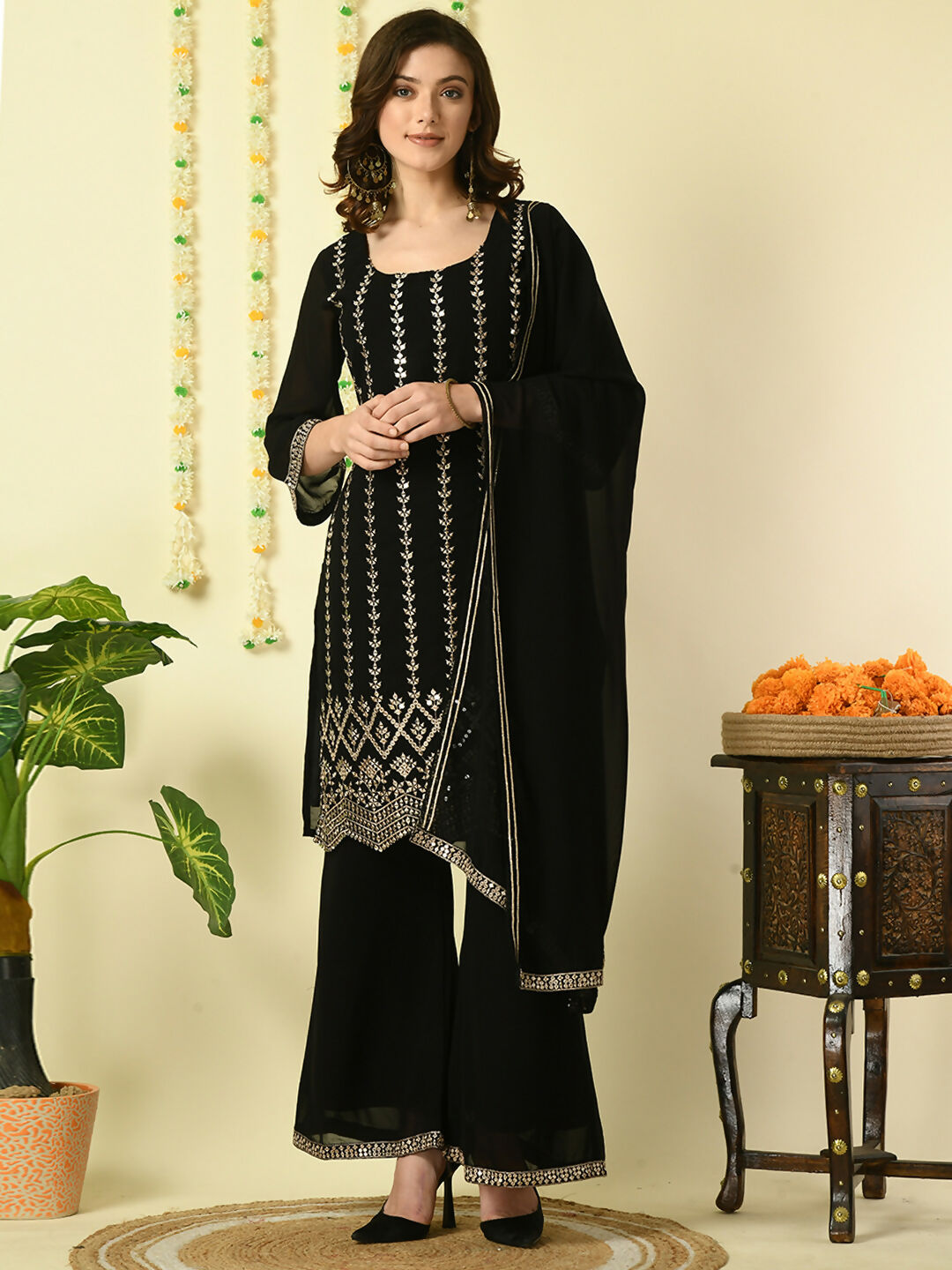 Myshka Women's Black Georgette Kurta & Palazzos With Dupatta Party Sets
