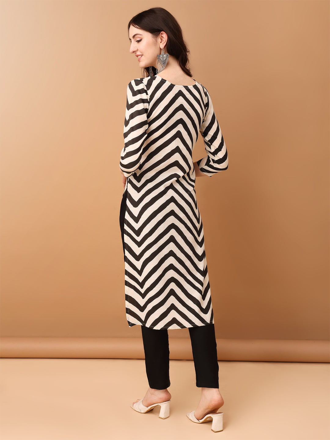 Embroidered & Printed Kurta With Pant & Printed Dupatta, Black - Hiral Fashion - Distacart
