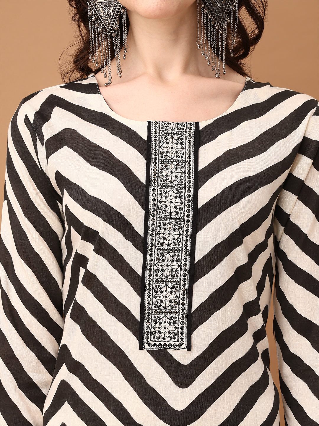 Embroidered & Printed Kurta With Pant & Printed Dupatta, Black - Hiral Fashion - Distacart