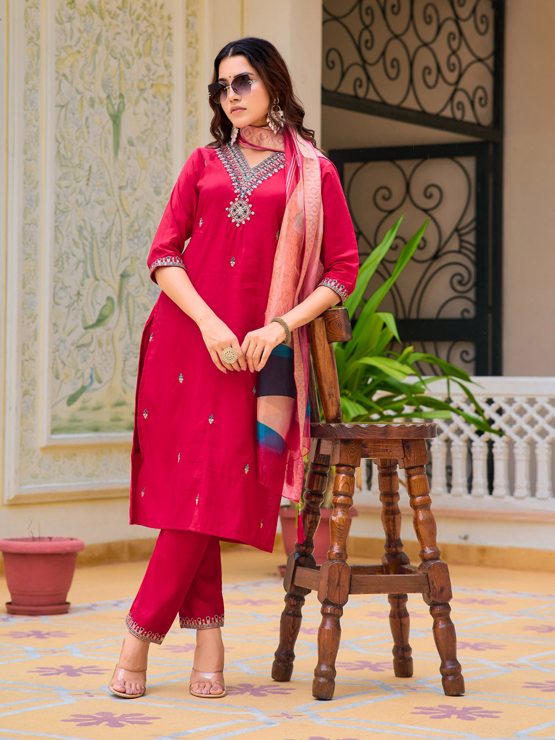 Hand Embroidered Kurta With Pant & Printed Organza Dupatta, Pink - Hiral Fashion - Distacart