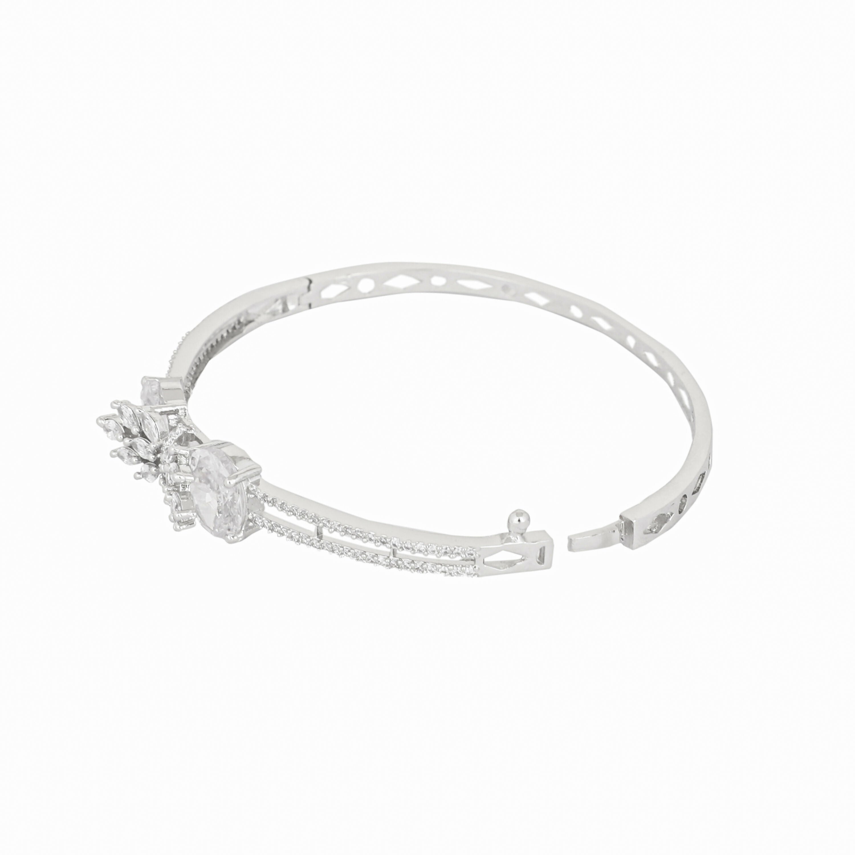 Nuyug Bowstone Anti Tarnish Bangle - Distacart