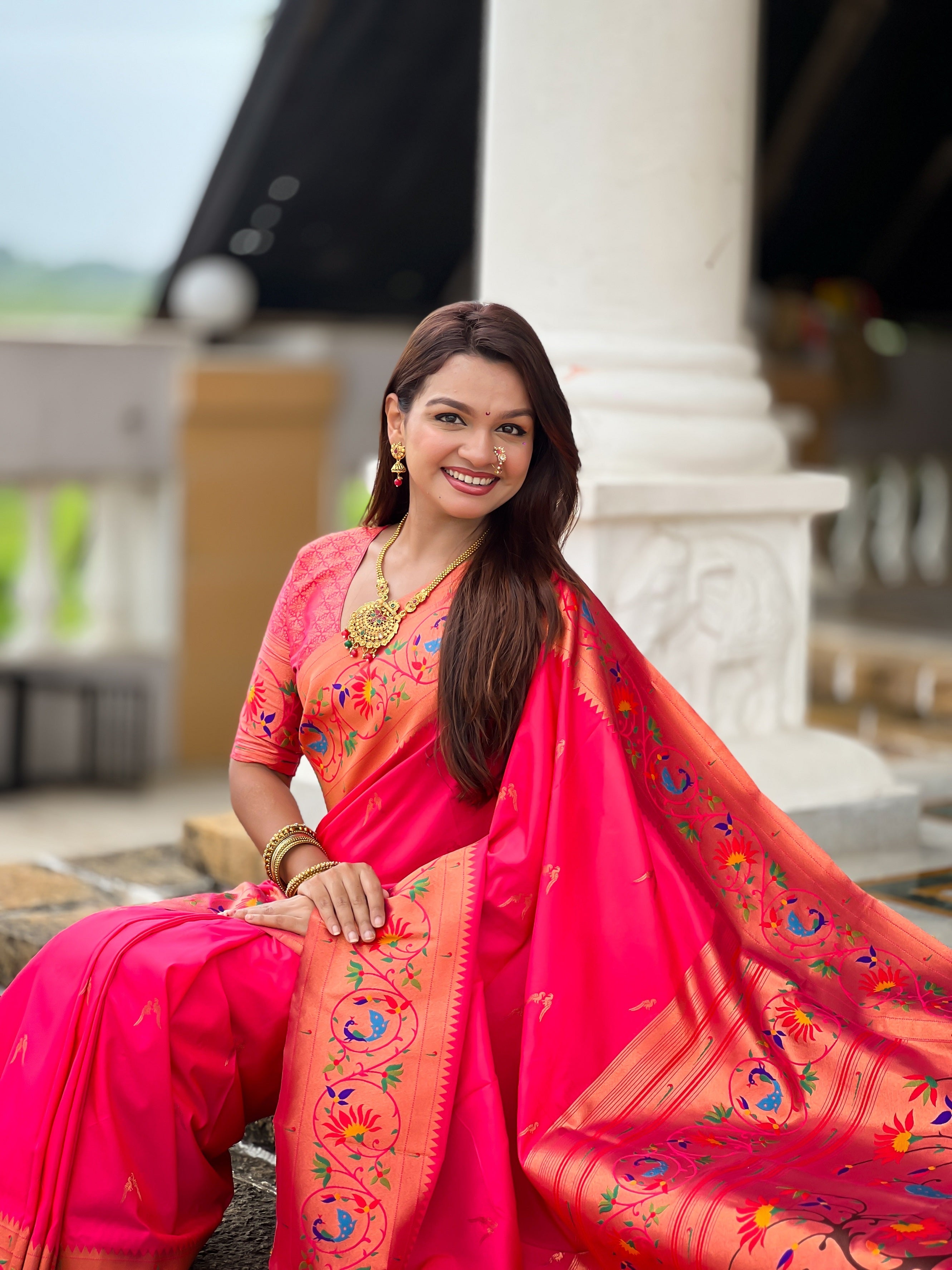 Vedant Vastram Soft Litchi Silk Paithani Jacquard Saree - Pink