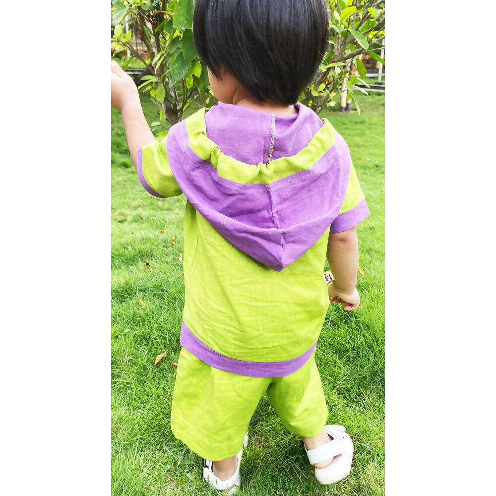 Mhyssa Croco Half sleeves Green and Purple Hoodie with Shorts Set For Kids